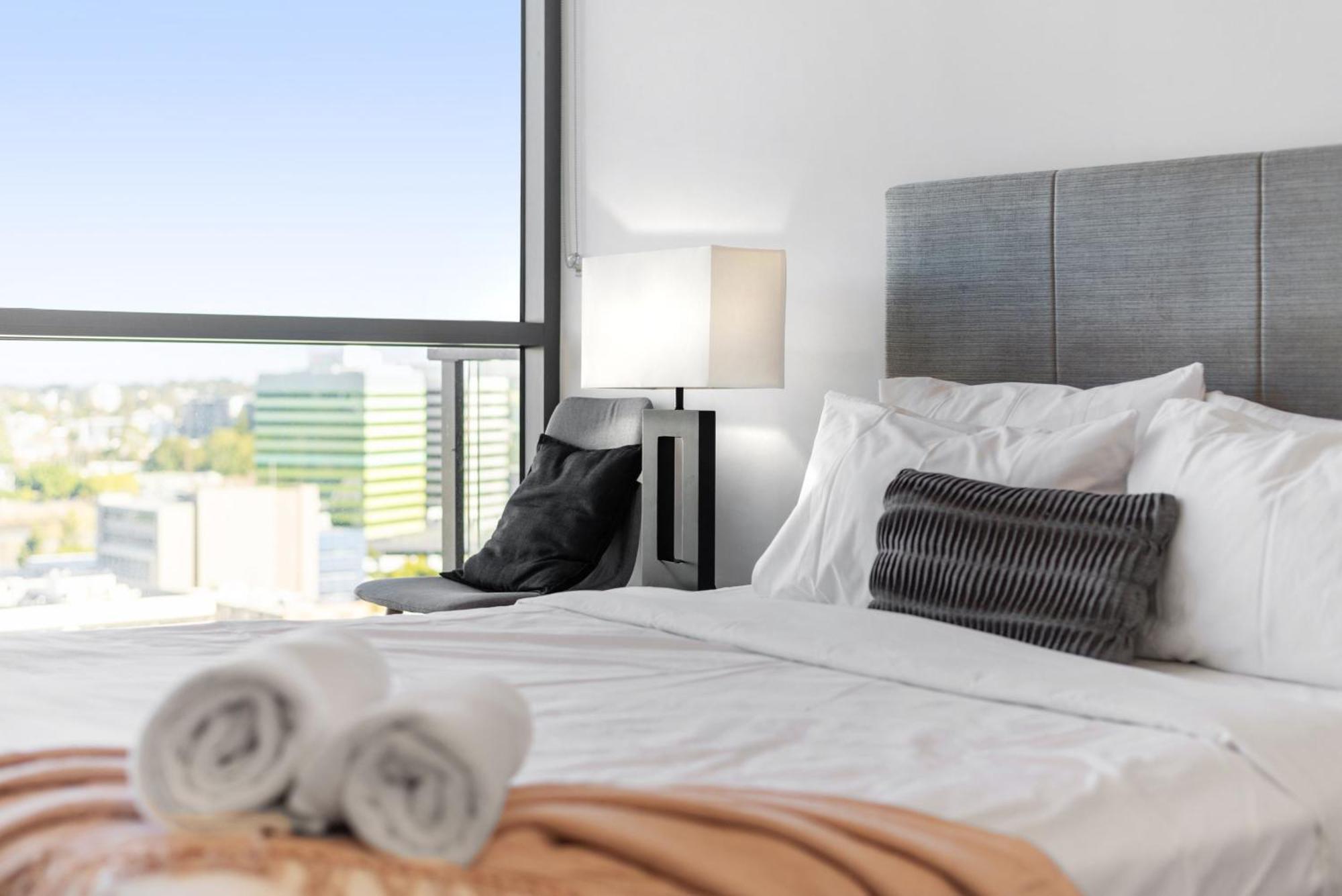 Hearty Milton Apartments Brisbane Bagian luar foto