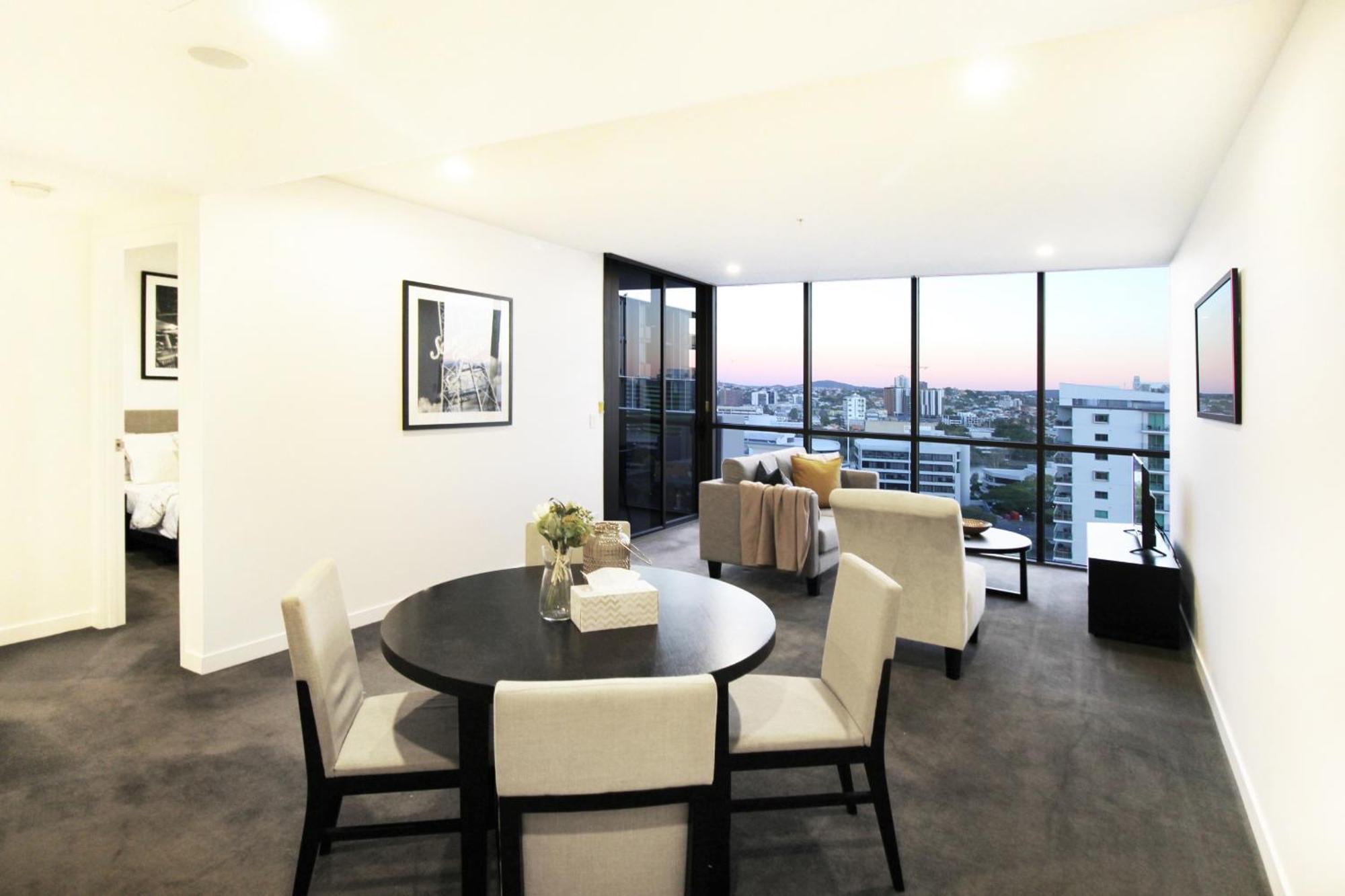 Hearty Milton Apartments Brisbane Bagian luar foto